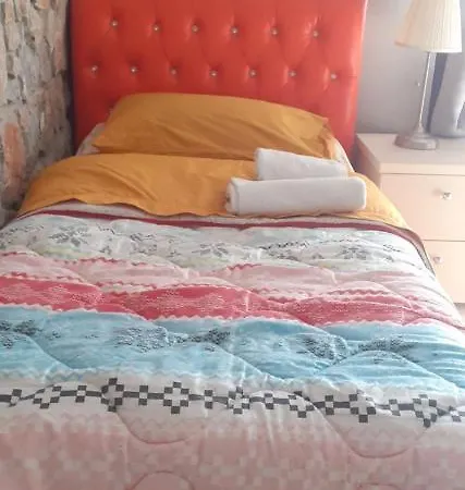 Stone Dream Bar Restaurant ゲストハウス