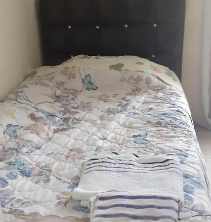 Stone Dream Bar Restaurant ゲストハウス