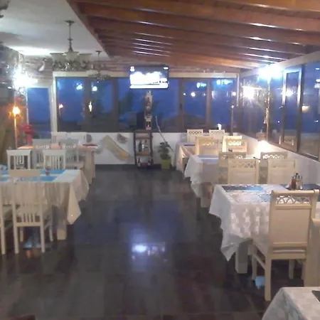 Stone Dream Bar Restaurant