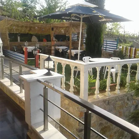 Stone Dream Hotel Restaurant *