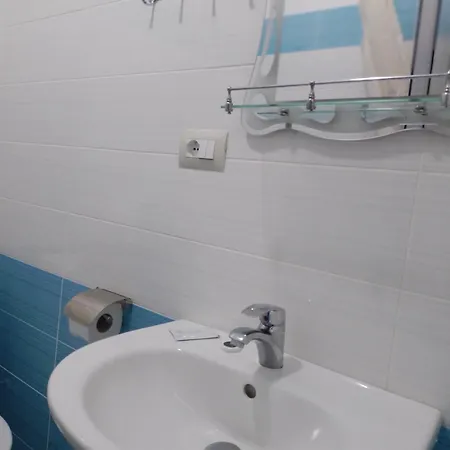 ゲストハウス Stone Dream Bar Restaurant