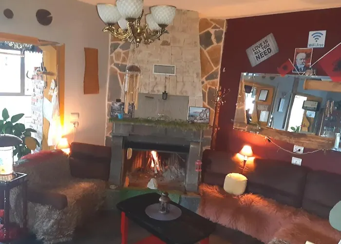 Stone Dream Bar Restaurant *