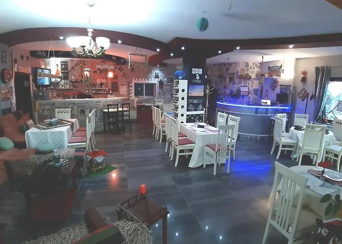 Stone Dream Bar Restaurant